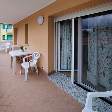 Casa Bivi 2 Lejlighed Lignano Sabbiadoro Eksteriør billede